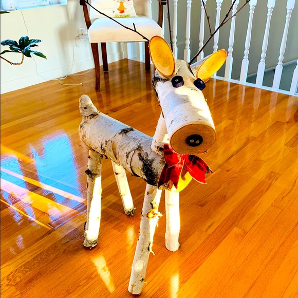 Handmade 🇨🇦 lovely wooden birch Reindeer - Picture 2 of 4